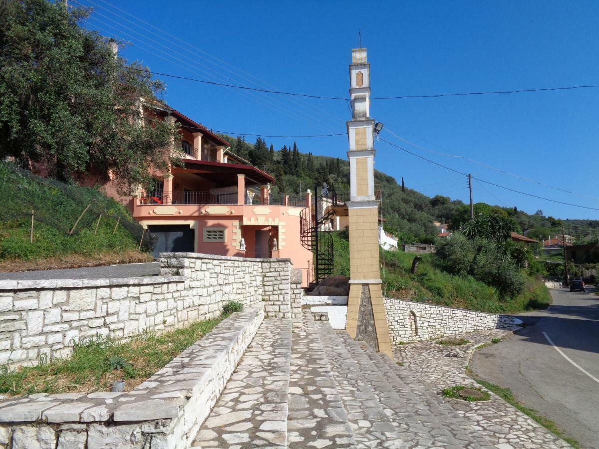 Harry'S Retreat Guest House Klimatia Exterior foto