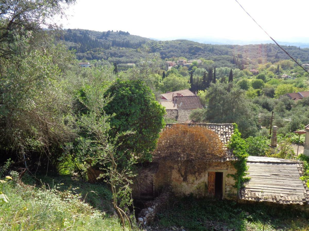 Harry'S Retreat Guest House Klimatia Exterior foto